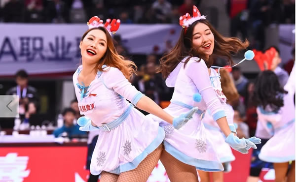 拒逆转！哈登23+11+10，拉文26+5+4，勇士无奈：西部前六悬了