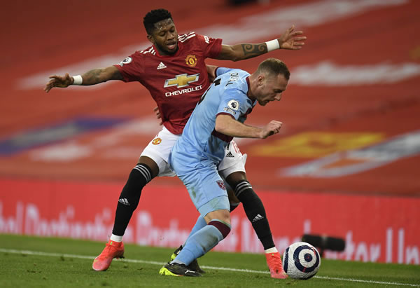 2-1！英超黑马赢球了！争欧冠白热化：5队仅差1分，末轮决战蓝军